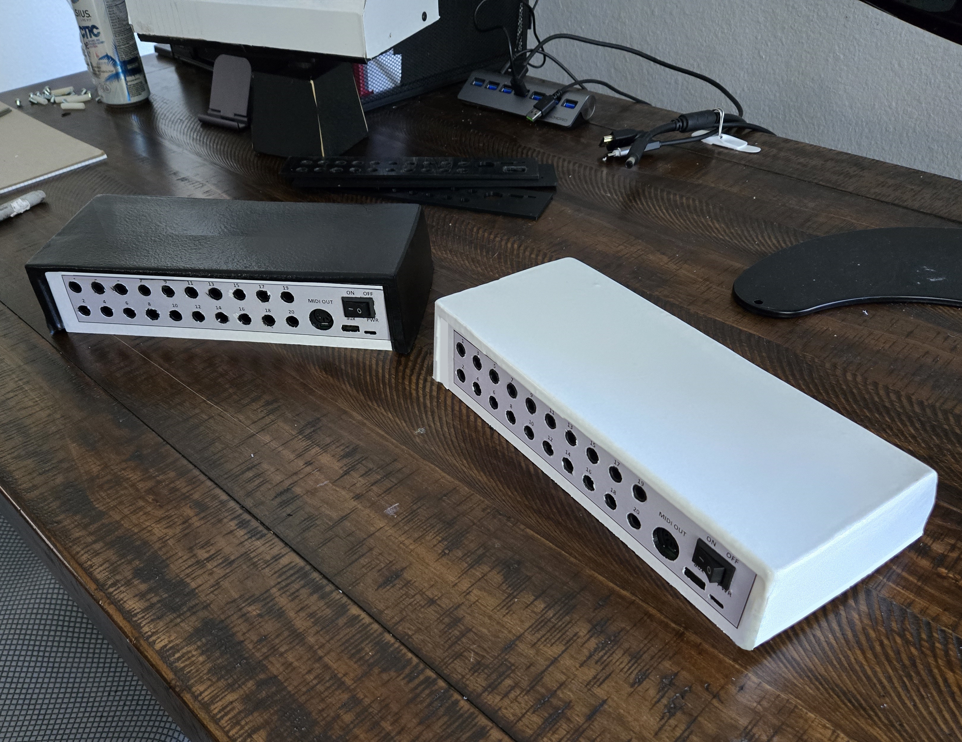 20 input cables laid out