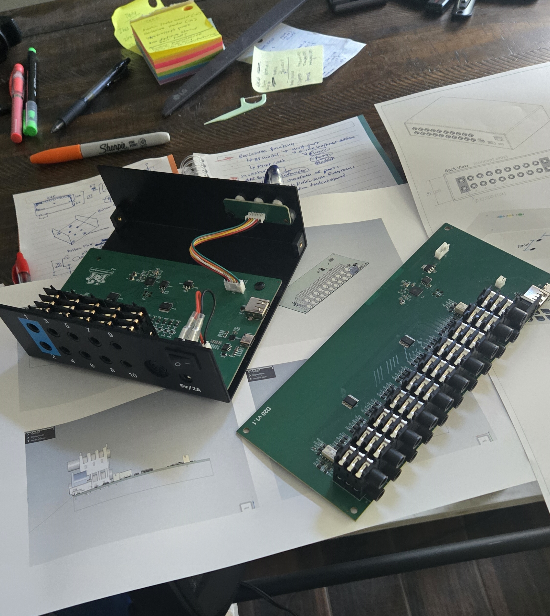 D10 open showing PCB internals
